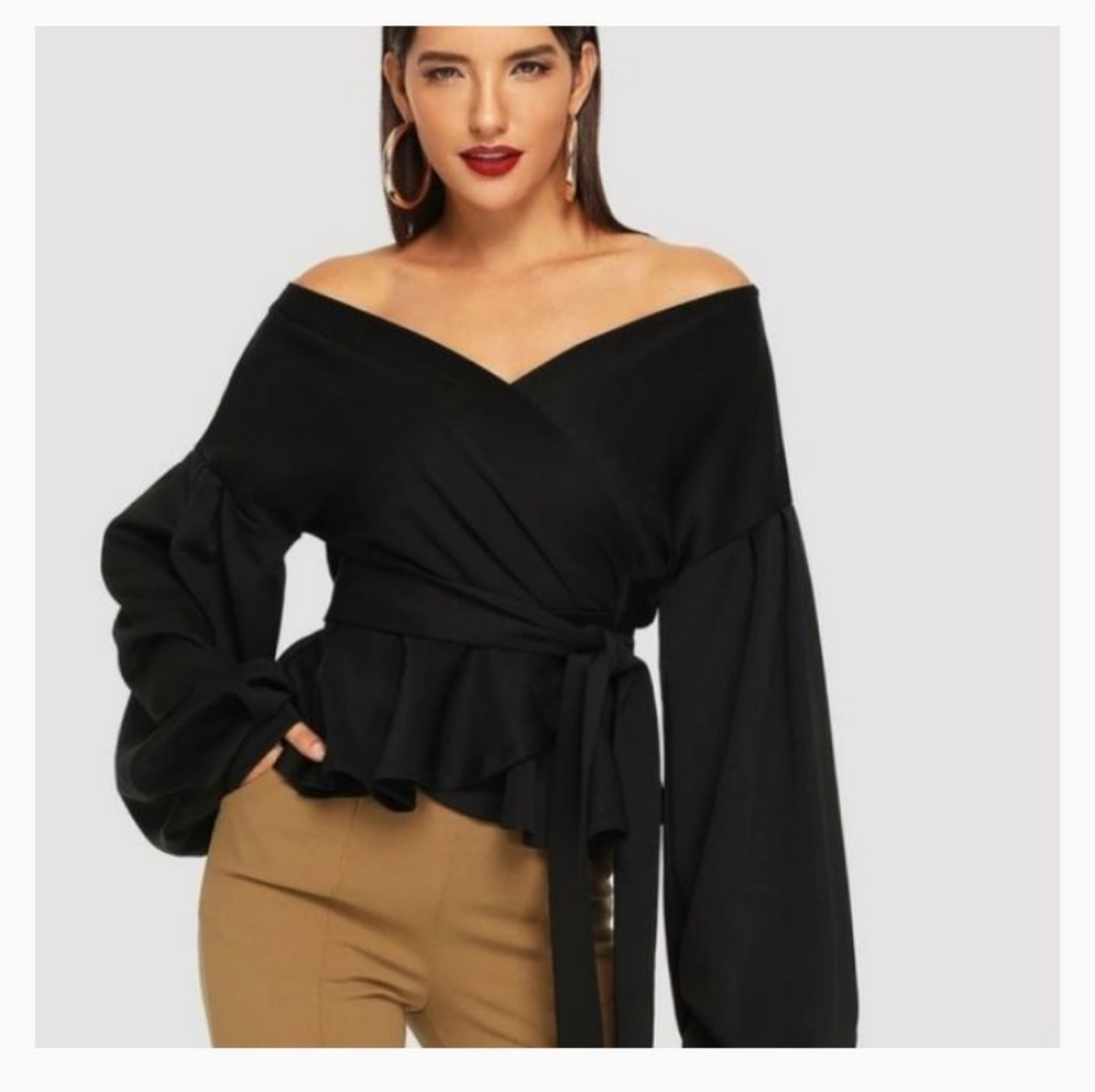 Gorgeous Puff Sleeve Tie Front Fashion Top! - Picture 2 of 4